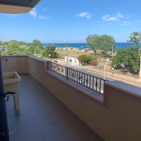Fronte Mare Rosa 2 Apartamento *