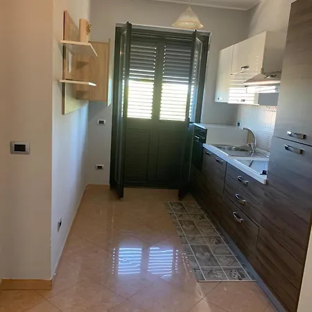 Fronte Mare Rosa 2 Ardore Marina